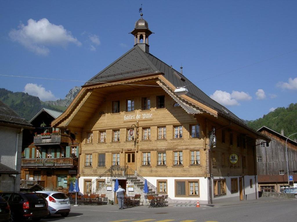 Hotel De Ville Rossiniere Luaran gambar